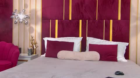 Snapshot of chloesins_ chatting on February 2025 09:32:01 AM Chloe online show from February 2025 09:32:01 AM