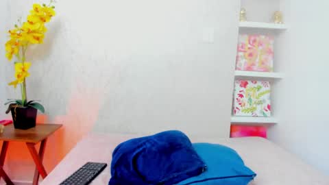 Chloe  online show from May 2026 08:49:02 PM