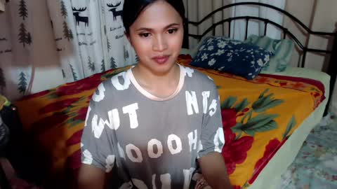 chloesmithxx online show from June 2026 06:10:02 PM