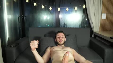 Chloe and Schott online show from October 2025 02:01:02 AM