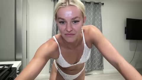 Chloe Babe online show from May 2026 05:35:01 AM