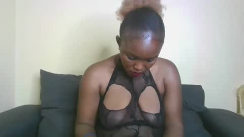 Snapshot of choco_baeb chatting on January 2025 01:25:02 PM nei online show from January 2025 01:25:02 PM