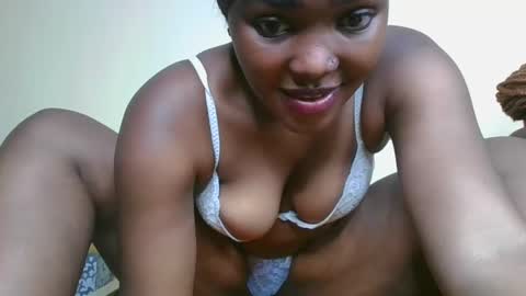 Snapshot of choco_baeb chatting on February 2025 04:14:02 PM nei online show from February 2025 04:14:02 PM