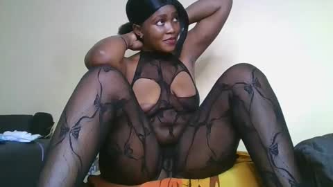 Snapshot of choco_baeb chatting on February 2025 08:36:01 PM nei online show from February 2025 08:36:01 PM