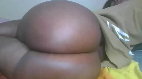 Snapshot of choco_baeb chatting on September 2025 02:37:02 AM nei online show from September 2025 02:37:02 AM