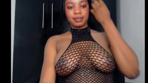 Snapshot of choco_chocox chatting on December 2024 06:14:01 PM ESTHER online show from December 2024 06:14:01 PM