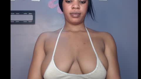 Snapshot of choco_chocox chatting on January 2025 02:42:01 PM ESTHER online show from January 2025 02:42:01 PM