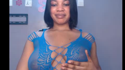 Snapshot of choco_chocox chatting on February 2025 10:44:02 PM ESTHER online show from February 2025 10:44:02 PM