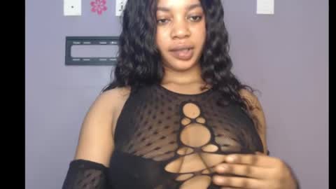 Snapshot of choco_chocox chatting on February 2025 06:22:01 AM ESTHER online show from February 2025 06:22:01 AM