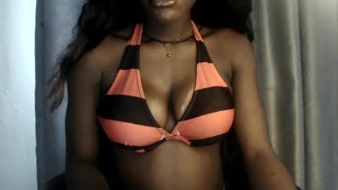 Snapshot of choco_nanstyxx chatting on March 2025 01:40:02 PM mila online show from March 2025 01:40:02 PM