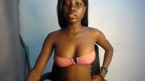 Snapshot of choco_nanstyxx chatting on September 2025 07:26:01 PM mila online show from September 2025 07:26:01 PM