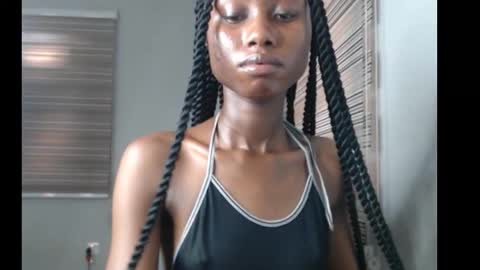 choco_petitqueen online show from November 2025 07:19:02 AM