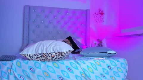 chocobunny1 online show from November 2025 05:24:01 AM