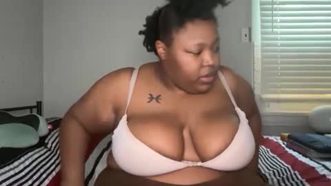 Melina online show from April 2026 07:07:02 PM