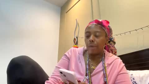 Snapshot of chocolatecakequeen chatting on March 2025 02:26:02 AM ChocolateCakeQueen online show from March 2025 02:26:02 AM