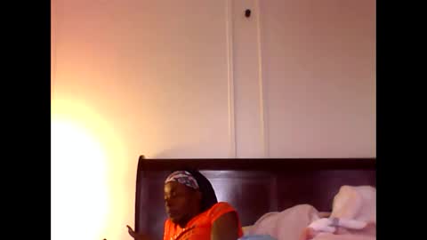 chocolatedrop_ online show from September 2025 12:21:02 PM