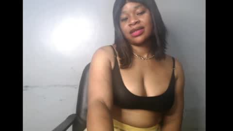 Snapshot of chocox_petitqueen chatting on May 2026 09:25:01 AM ethereal online show from May 2026 09:25:01 AM