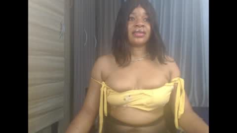 Snapshot of chocox_petitqueen chatting on May 2026 06:29:02 AM ethereal online show from May 2026 06:29:02 AM