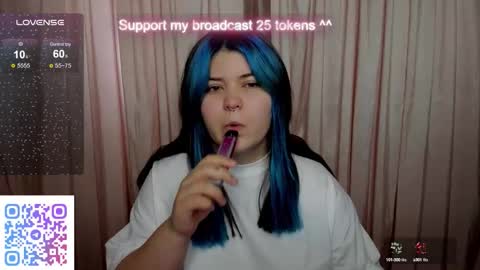 Snapshot of choe_bliss chatting on October 2025 02:39:02 AM choe_bliss online show from October 2025 02:39:02 AM