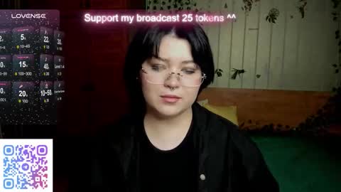 Snapshot of choe_bliss chatting on October 2025 02:45:01 AM choe_bliss online show from October 2025 02:45:01 AM