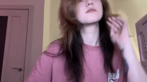 Lissa online show from December 2025 05:12:02 AM