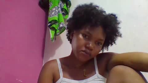 Snapshot of chololatblonde chatting on March 2026 11:06:01 AM chololatblonde online show from March 2026 11:06:01 AM