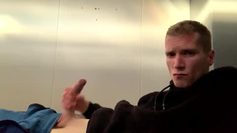 Johnny online show from April 2026 05:37:01 PM