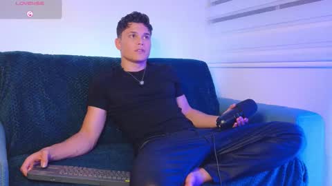 Chris Argent online show from October 2025 03:47:02 AM