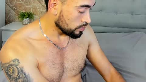 chris_kizz online show from December 2024 09:51:01 AM