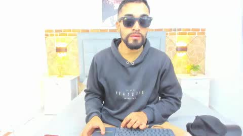 chris_kizz online show from January 2025 11:28:02 AM