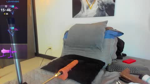 Snapshot of chris_milleer chatting on December 2024 04:32:01 AM chris_milleer online show from December 2024 04:32:01 AM