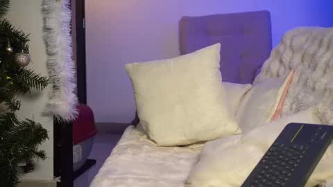 Snapshot of chris_morton chatting on December 2024 08:05:02 AM chris_morton online show from December 2024 08:05:02 AM