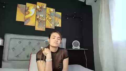 Yarixa online show from September 2025 10:32:02 PM