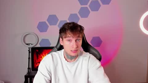 Chris Tyson online show from October 2025 10:43:02 PM