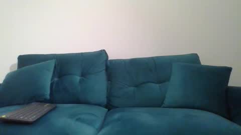 chrisaron online show from November 2025 04:07:02 AM