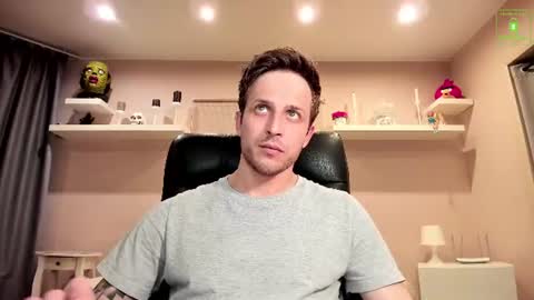 Snapshot of chriscarrey chatting on June 2026 01:15:01 AM Chris online show from June 2026 01:15:01 AM