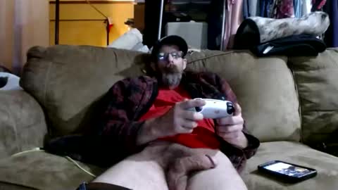 chrisintn online show from April 2026 10:57:02 PM