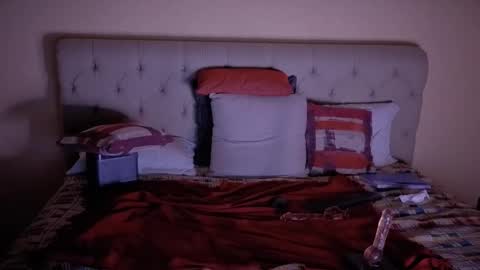 Horny Latino in Chile online show from October 2025 06:25:02 AM