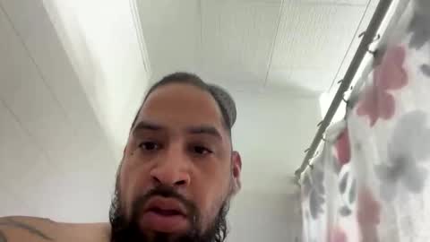 chrisr4203 online show from April 2026 12:15:01 PM