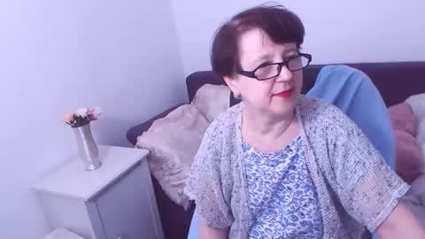 Snapshot of christarose chatting on December 2024 01:26:01 AM Christa online show from December 2024 01:26:01 AM