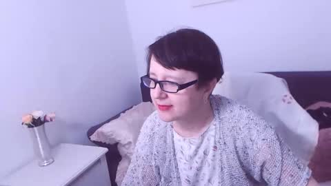 Snapshot of christarose chatting on January 2025 07:01:02 PM Christa online show from January 2025 07:01:02 PM