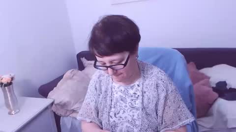 Snapshot of christarose chatting on January 2025 05:39:01 PM Christa online show from January 2025 05:39:01 PM
