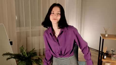 christaschrecongost online show from February 2026 06:00:02 PM