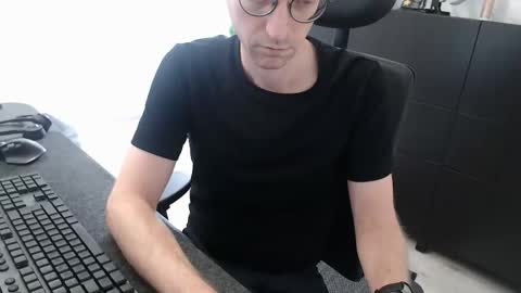 Chris online show from September 2025 08:47:01 AM