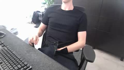 Chris online show from September 2025 08:16:01 AM