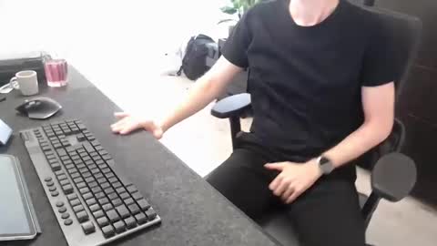 Chris online show from September 2025 08:05:02 AM