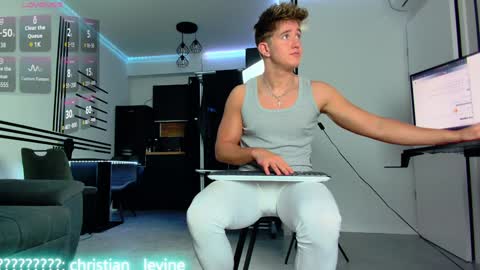 Snapshot of christianlevine_ chatting on January 2025 07:04:01 PM UPVOTE ME ------ ILL DO SOMETHING FOR FREE online show from January 2025 07:04:01 PM