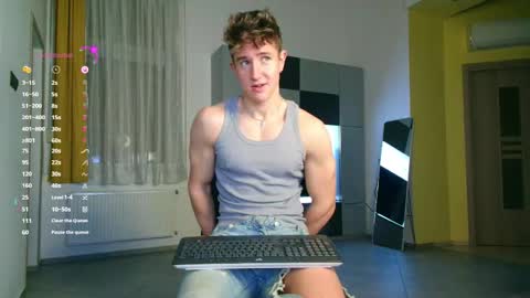 Snapshot of christianlevine_ chatting on October 2025 07:47:02 PM UPVOTE ME ------ ILL DO SOMETHING FOR FREE online show from October 2025 07:47:02 PM