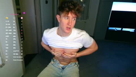 Snapshot of christianlevine_ chatting on October 2025 04:50:01 PM UPVOTE ME ------ ILL DO SOMETHING FOR FREE online show from October 2025 04:50:01 PM