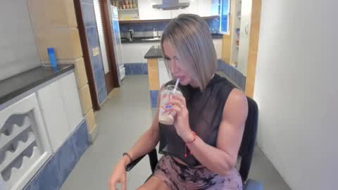 Christiekroes online show from February 2025 10:03:02 PM